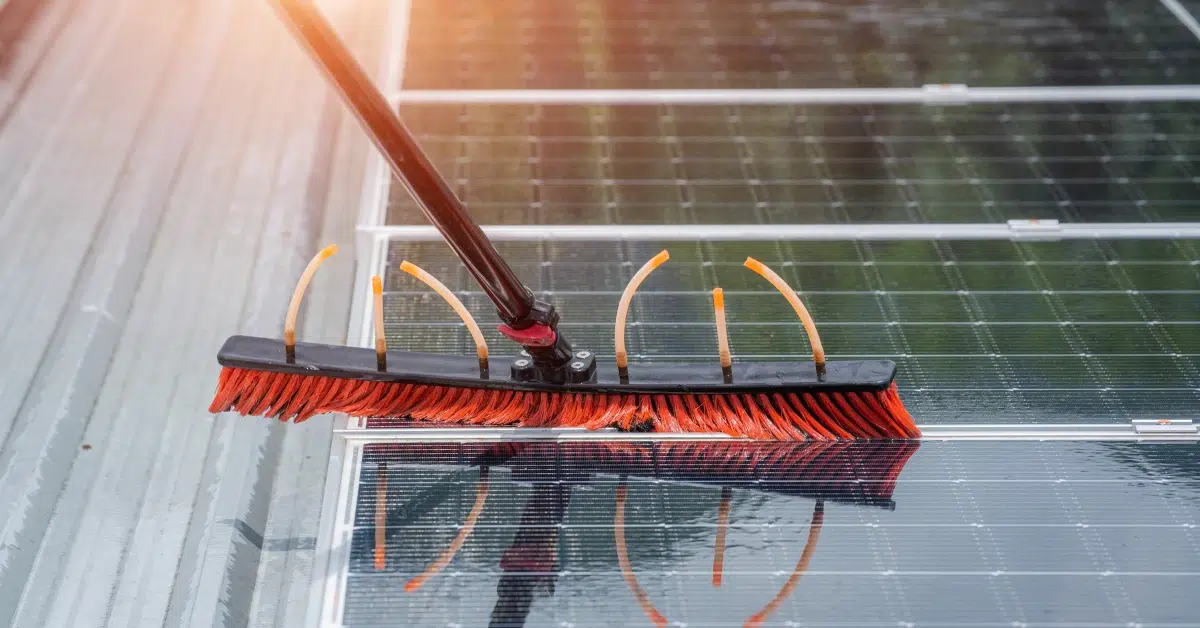 how to choose between a solar panel cleaning brush and pressure washing for your solar panels