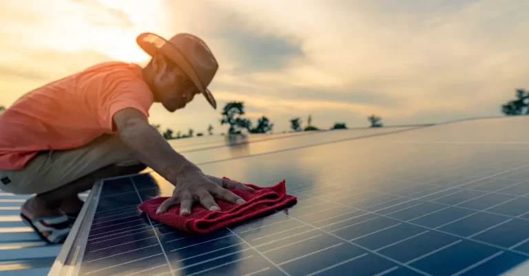 Rooftop Solar Panel Cleaning and Maintenance Made Easy